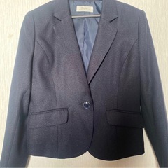 新品タグ付き　11号　レディース　スーツ　 入学式 卒業式 スカートスーツ 紺　タキヒョーの画像