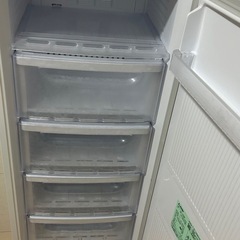 値下げ❗️ 冷凍庫　三菱2023年製　MF-U12H -W 5月まで限定の画像