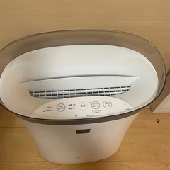 ②SHARP 空気清浄機 FU-P50-Wの画像