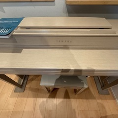 ヤマハ電子ピアノ（CLP-745WA）の画像