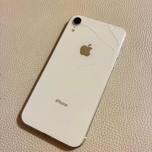 iPhone XR 128GB SIMフリー 動作OK 背面ひびあり
