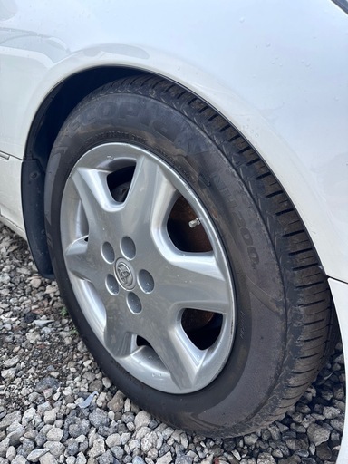 セルシオ　純正ホイールタイヤ　セット４本225/55R17 ４本とも溝あり