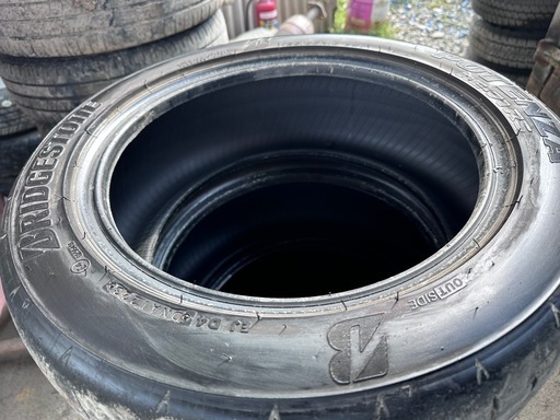 ブリジストン　ポテンザ　タイヤ４本　溝あり185/55R15 タイヤ製年2023年 23年製 305/30R20 (103Y) XL ブリヂストン POTENZA RACE (ポテンザ