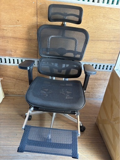 エルゴヒューマンプロ　オットマン付き