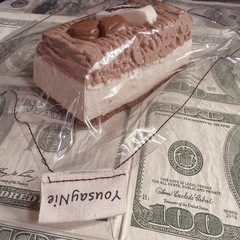 YousayNie栗ケーキ(スクイーズ)の画像