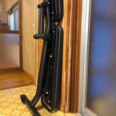 トレーニングベンチ（マルチポジション）とダンベルセット（60kg）
の画像