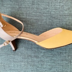 新品未使用　オデットエオディール　パンプス23cmの画像