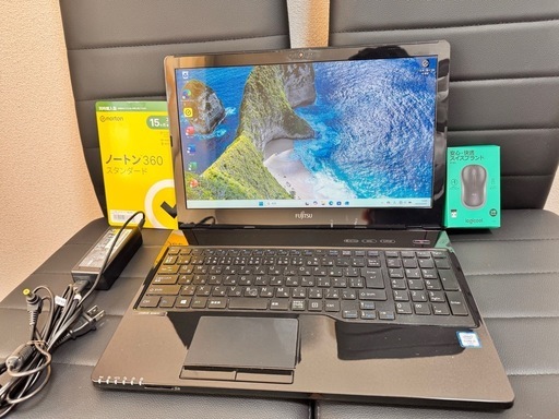 【⭐︎1週間保証⭐︎】富士通FMV ノートパソコン　CPU i5 メモリ8GB SSD 480GB Office2024付き セットアップ済み
