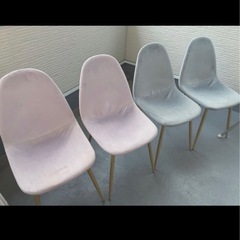 ダイニングチェア4脚の画像