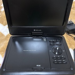 GAUDI ポータブルDVDプレーヤー2013年製の画像
