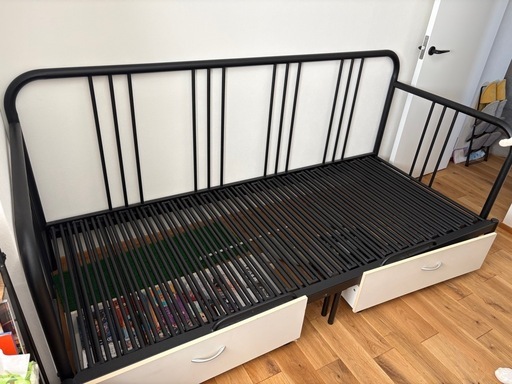 IKEA 廃盤品　デイベッド  フィーレスダル　フレームのみ
