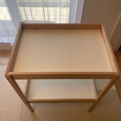 おむつ交換台、IKEA,SNIGLAR/スニーグラル、72×53cmの画像