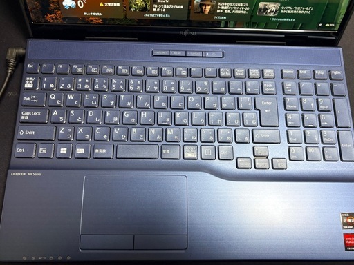 富士通 ノートパソコン  Ryzen7 5700U メモリ16GB SSD 256GB  Windows11 FUJITSU