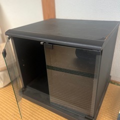 テレビ台の画像