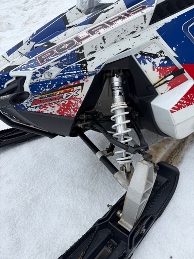 スノーモービル　Polaris