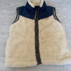 （お取り引き決定）裏起毛トレーナー、ロンT、ふわふわベスト、Tシャツ、パンツ　サイズ110の画像