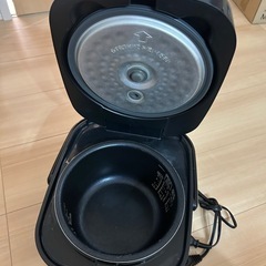 引き取り限定 3合炊き炊飯器の画像