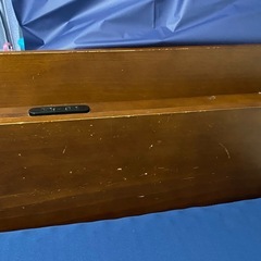 ベッドフレームの画像