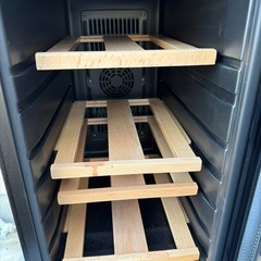 ワインセラー8ボトルの画像