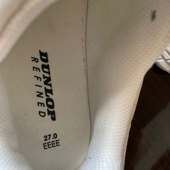 27.0EEEE   白　スニーカーの画像