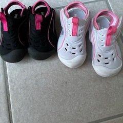 ニューバランス　キッズスニーカー　サンダルの画像