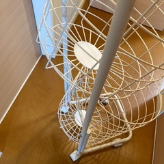 洗濯物カゴ　かご　籠　ランドリーバスケット　洗濯物ラック　ランドリーケースの画像