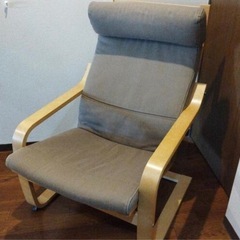 IKEA   チェア  ポエングの画像