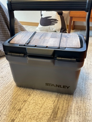 スタンレー　クーラーボックス