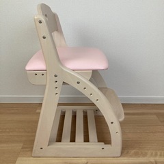 学習椅子の画像