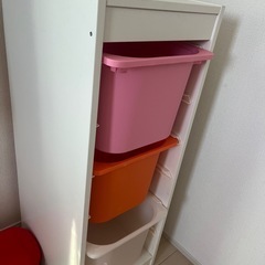 IKEA 収納棚の画像