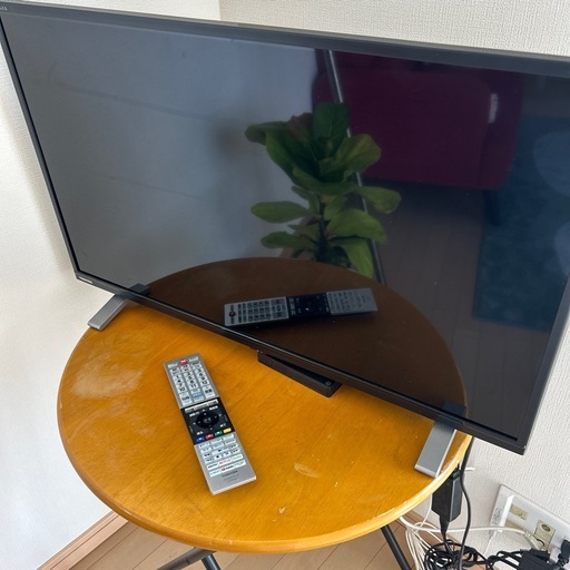 液晶テレビ