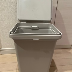 IKEAゴミ箱の画像