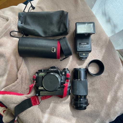 キャノン　AE1+P  200ミリ望遠レンズ、フラッシュ