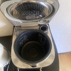 炊飯器の画像