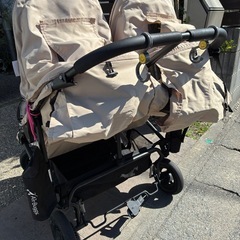 双子用ベビーカー　Air Buggy エアバギーの画像