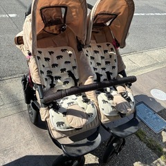 双子用ベビーカー　Air Buggy エアバギーの画像
