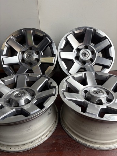 【新品】札幌発 引取OK TOYO M939 225/80R17.5 123/122L 17.5インチ トラックタイヤ スタッドレス 6本 24年製 4t フォワード等　(STQ082) 新品】札幌発 引取OK TOYO M939 225/80R17.5 123/122L 17.5インチ