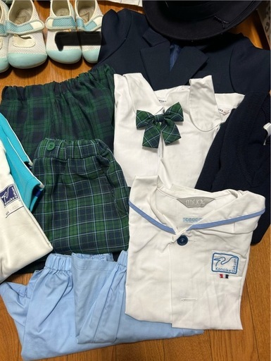 鴻池幼稚園　鴻池学園　あゆみ幼稚園　制服