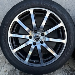 TRD235/50R18タイヤホイールセットの画像