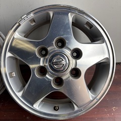 キャラバンNV350純正15インチアルミホイールの画像