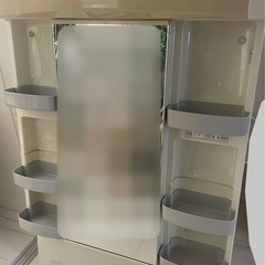 ✨美品✨一般的75cm幅の洗面台ユニット（ノーリツミラーキャビネット）の画像