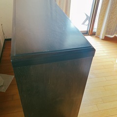 値段相談可木目調ライト付きリビングボードの画像