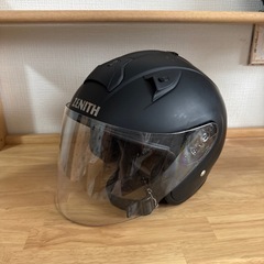 ZENITH製ジェットヘルメットの画像