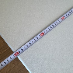 折りたたみテーブルの画像