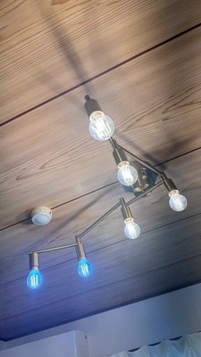 【長津田駅付近】定価数万美品ゴールドシーリングライト　電球　可動式