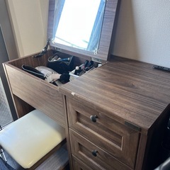 大容量ドレッサーの画像