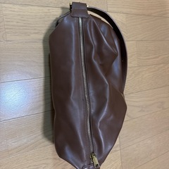 ブラウン 合成皮革 ショルダーバッグの画像