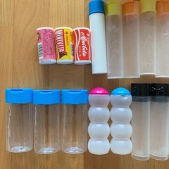 ラムネやグミの空ケースの画像