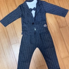キッズ　フォーマルセットの画像
