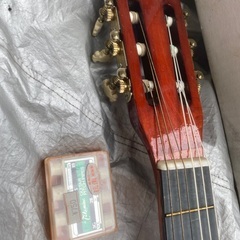 ガットギター　スタンド　タカミネ笛　ストラップ　新品ピック5枚セットの画像